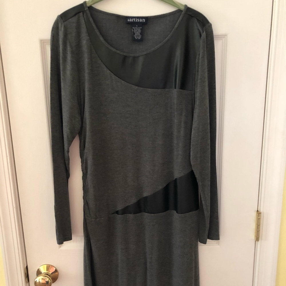Artisan gray and black 3/4 sleeve dress - Size L